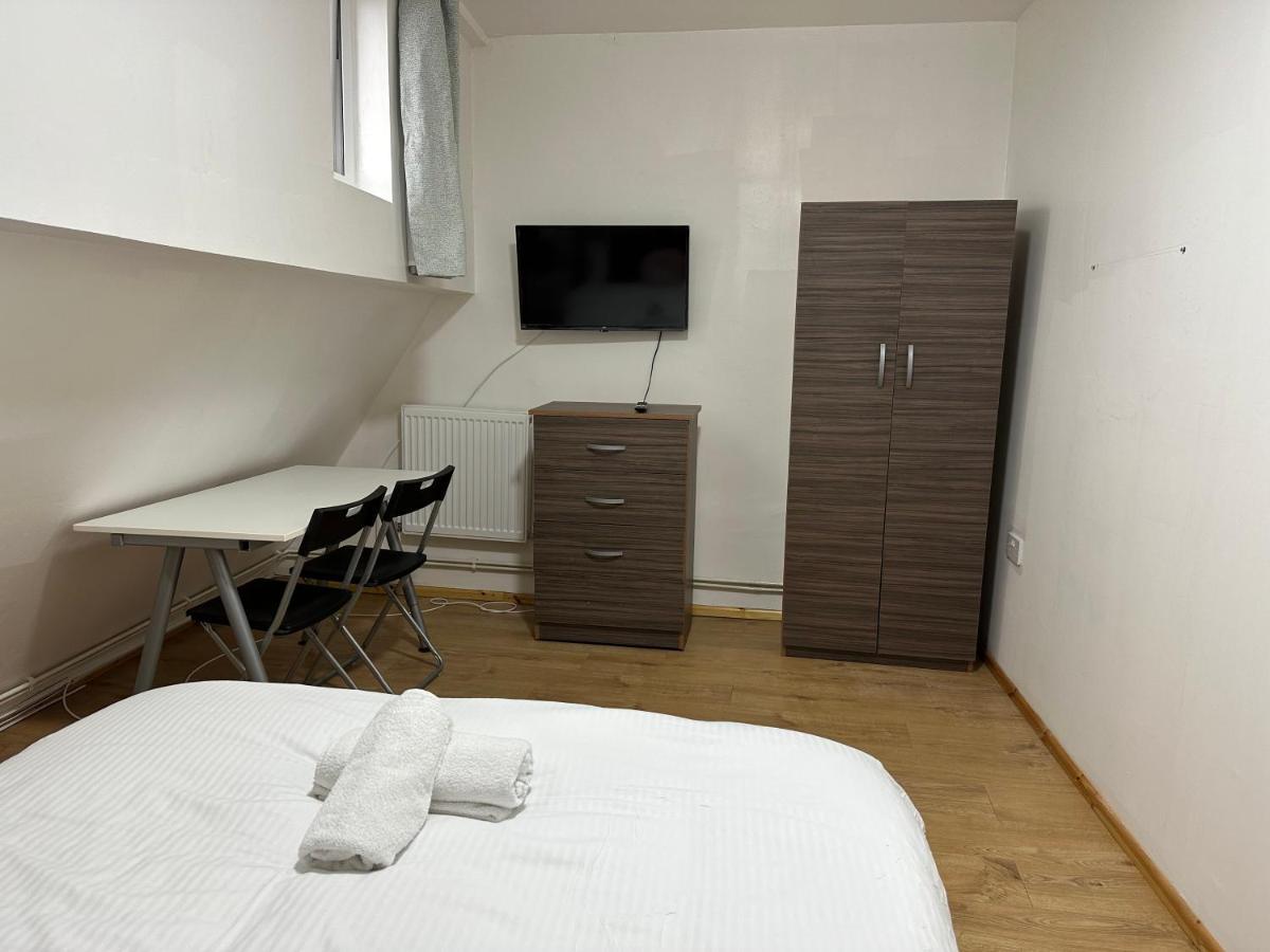 City Lodge Shadwell London Exterior photo