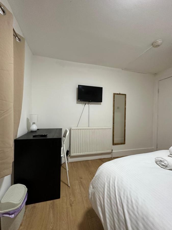 City Lodge Shadwell London Exterior photo